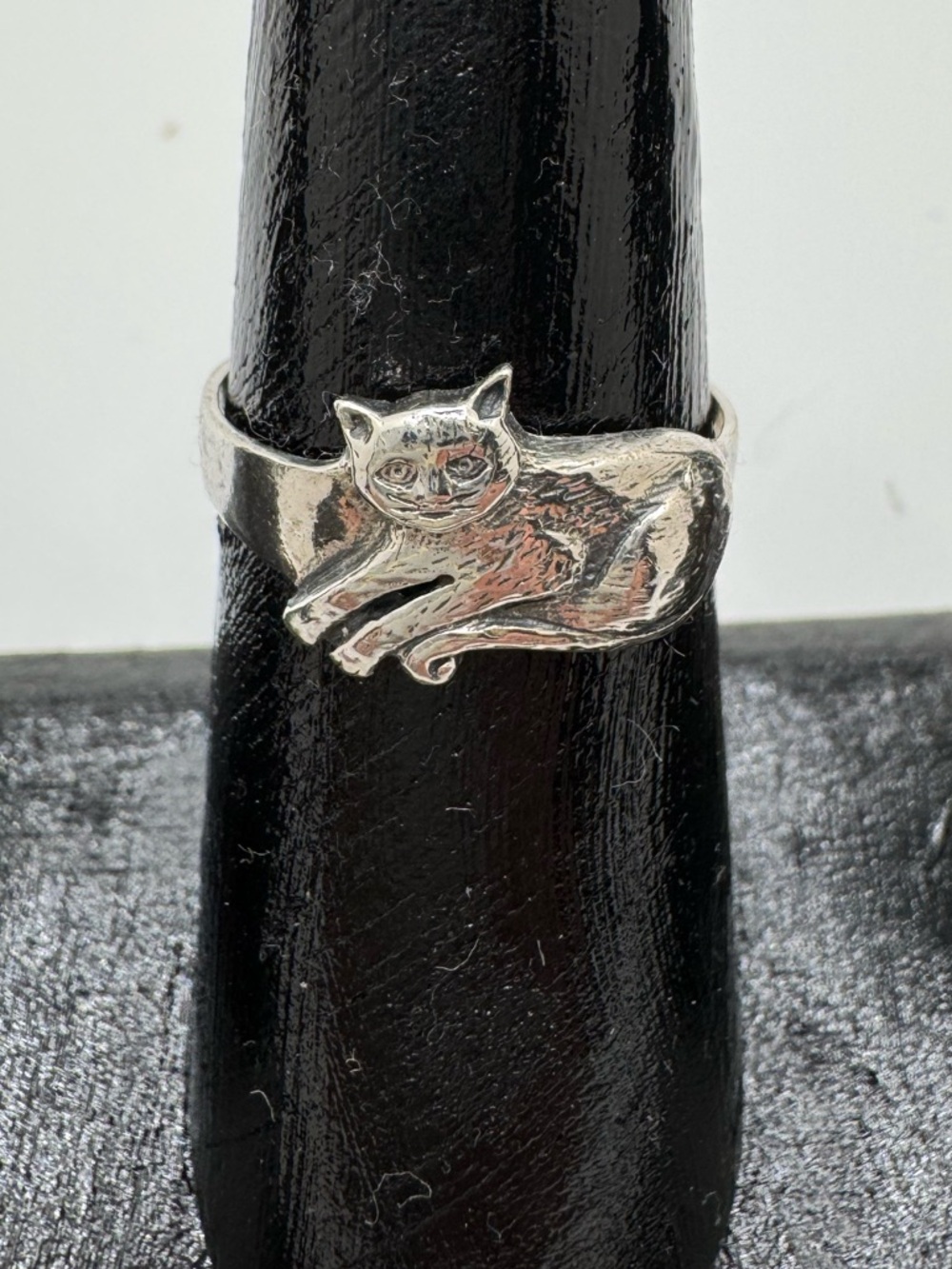 .925 Silver Cat Ring